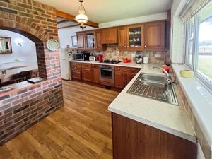 Kitchen- click for photo gallery